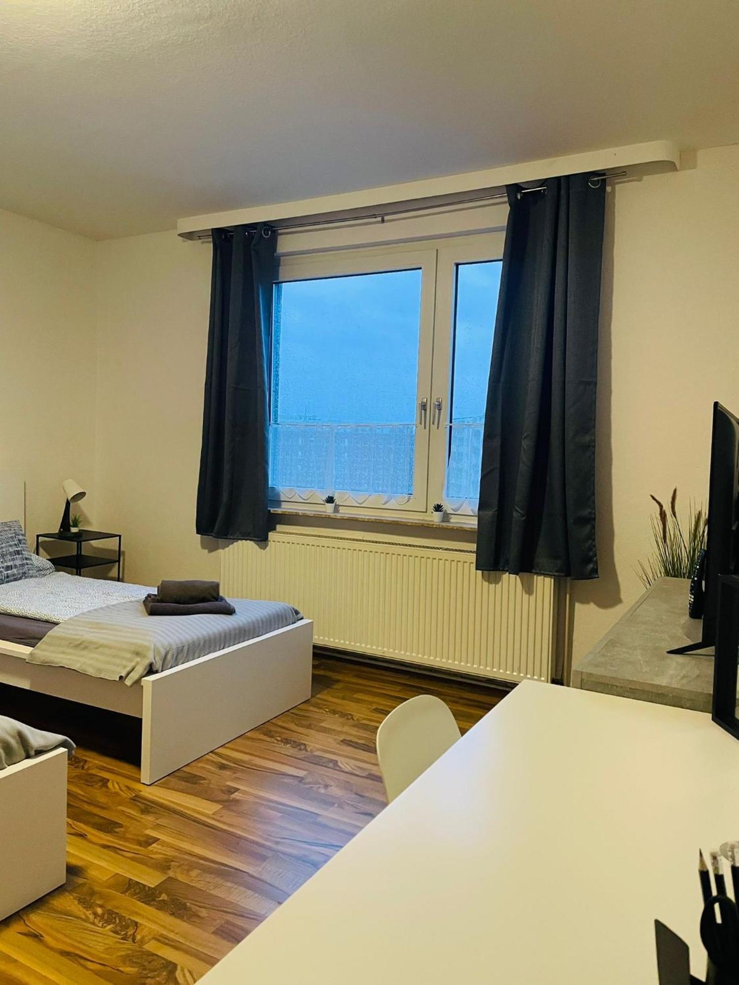 Quartier 7 - Zentral Gelegene Ferienwohnung Mit Stadtblick Bremerhaven Eksteriør billede